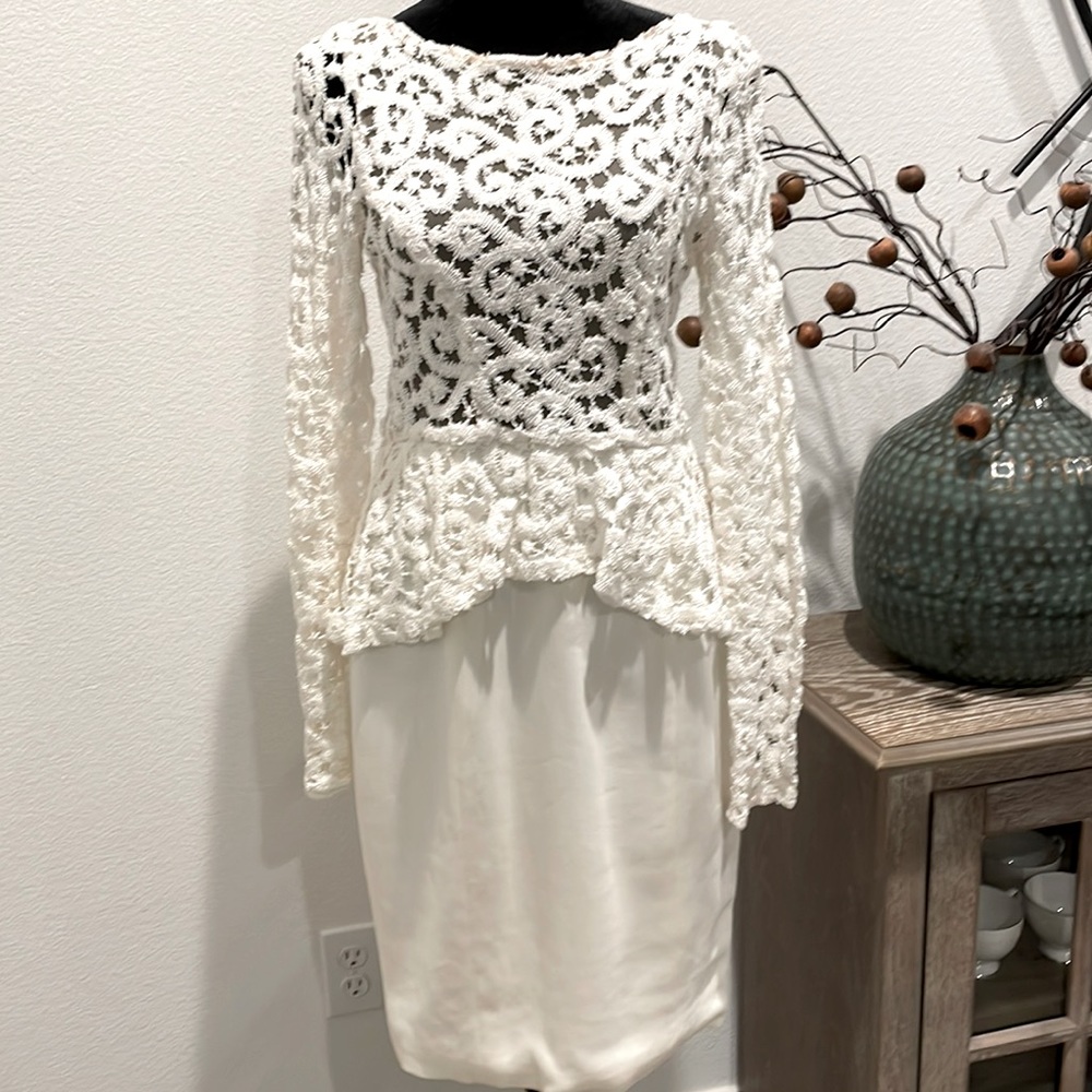 Lace Long Sleeve Cream Dress - Size 6